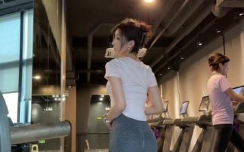 李嘉欣97的抖音视频合集,每一个作品都展现她的独特魅力