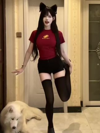 织梦痣铃教你手冲舞蹈，独特表演风格如何走红？