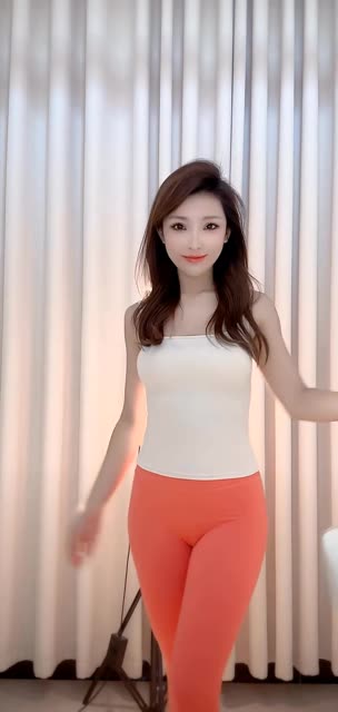 CC丸子超凶的至尊版舞蹈，绝美舞姿为何成网红经典？