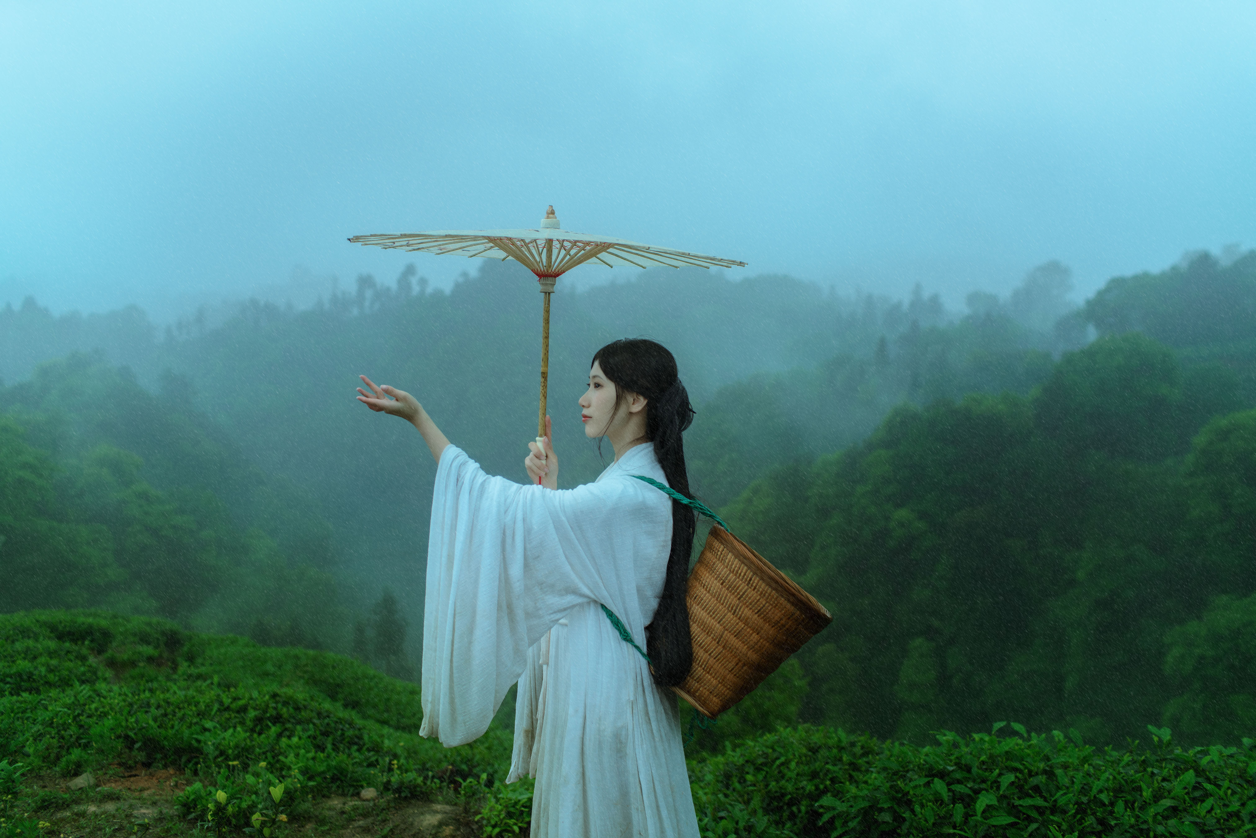 [YiTuYu艺图语] 初茶《空山灵雨》 好看的4K高清无水印纯欲妹子意境唯美写真完整版图集