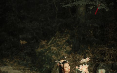 猪系少女日《龙女》 – YiTuYu艺图语