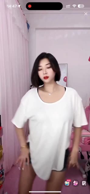 快手小奶球土豪定制视频合集，会员专属资源