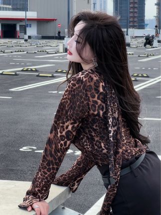 绝美靓模周妍希(土肥圆矮挫穷)巴厘岛无圣光图集，每一张都是视觉享受