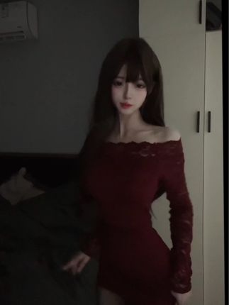 小马漫漫微密圈穿搭分享，她的时尚穿搭与个性展现