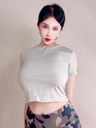 白妖妖抖音号全解析，她的舞蹈视频为何刷爆网络？