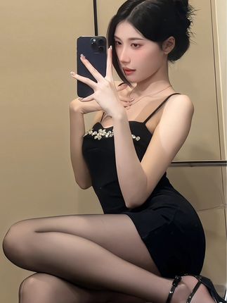 239万粉丝的抖音美了个滢，微密圈的秘密在这里揭晓