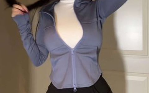 微密圈揭秘:卡通百科老王抖音28万粉丝的秘密,完美纹身引发热议