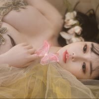 虎牙主播小海臀大尺度定制舞蹈，丁字开腿舞姿引爆全场