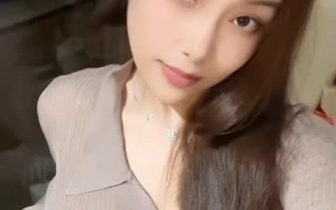 美了个滢如何在微密圈中赢得228万粉丝的喜爱?