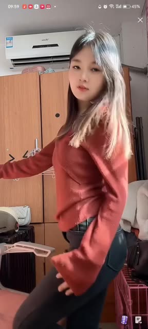 雪梨定制热舞视频精选，她如何将每个动作做得如此完美？