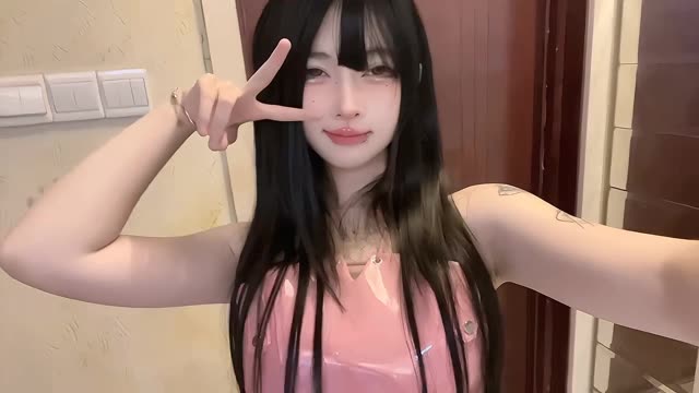 CC星也舞蹈最新更新，粉丝如何第一时间观看她的作品？