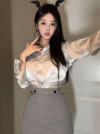 卡通百科老王最新图集曝光，她的每一张照片都是时尚佳作