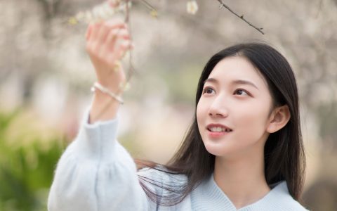 晓洁《一月七日晴》 – YiTuYu艺图语