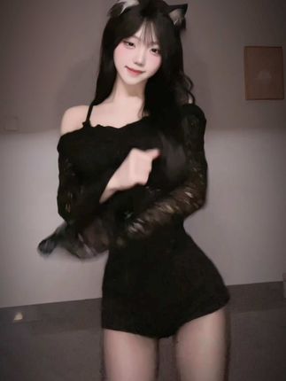 抖音铜锣烧主播才艺展示，舞台之上魅力
