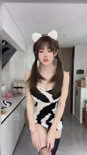 乔妹微密圈视频全集，给乔买裙子的独特文化体验