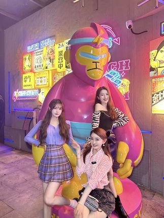十万草莓粥粥舰长内部图片首曝光，私密图集震撼全网