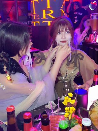 十万口草莓粥粥微密圈写真资源大合集，你找的热门内容都在这