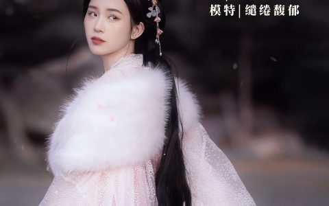 缱绻馥郁-《红叶李》 – YiTuYu艺图语