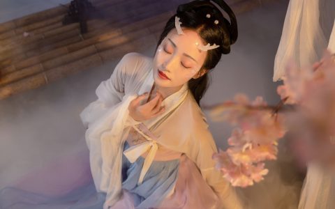 凌子兮《游仙》 – YiTuYu艺图语