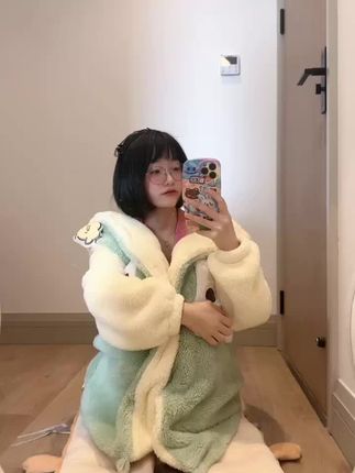 王胜利(胜利的小生活)微密圈作品，JK制服系列全曝光