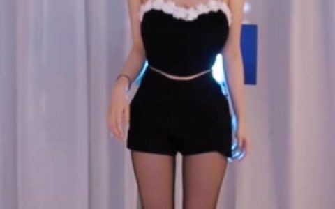 CC深田老师万元定制微博曝光,定制内容你想不到的惊喜