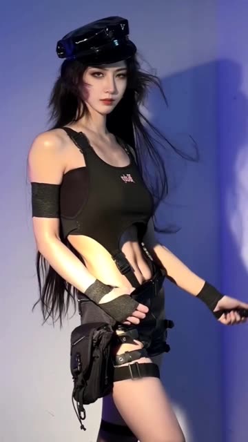 银蛇大人魅魔纹身含义，纹身背后的故事