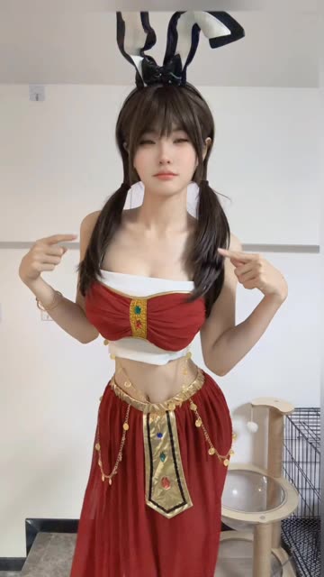 了解微密圈中乔妹想养鱼的热门下载和给乔买裙子的反差猛男专属魅力