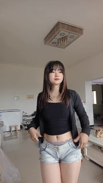 CC小微微超级舞蹈挑战，参与她的舞蹈挑战，展示你的才华