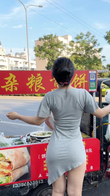 詹詹(詹妮)0220微密圈作品图汇总时尚与性感的完美碰撞，探索詹妮0220穿搭背后的故事