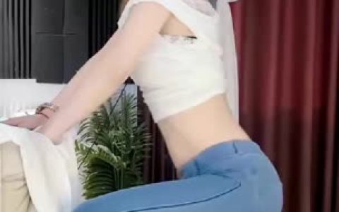 网易CC小吴同学私人订制舞蹈解析,专属表演的独特之处