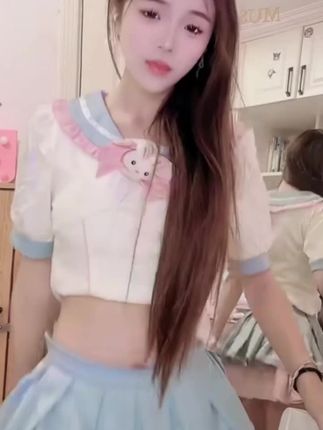 快手男王万元定制视频，她定制舞蹈为何如此高价？