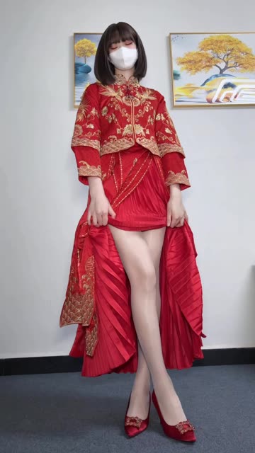 抖音白龙猫女微密圈红底极光造型大揭秘，白龙猫女最新微密圈造型，红底极光不容错过