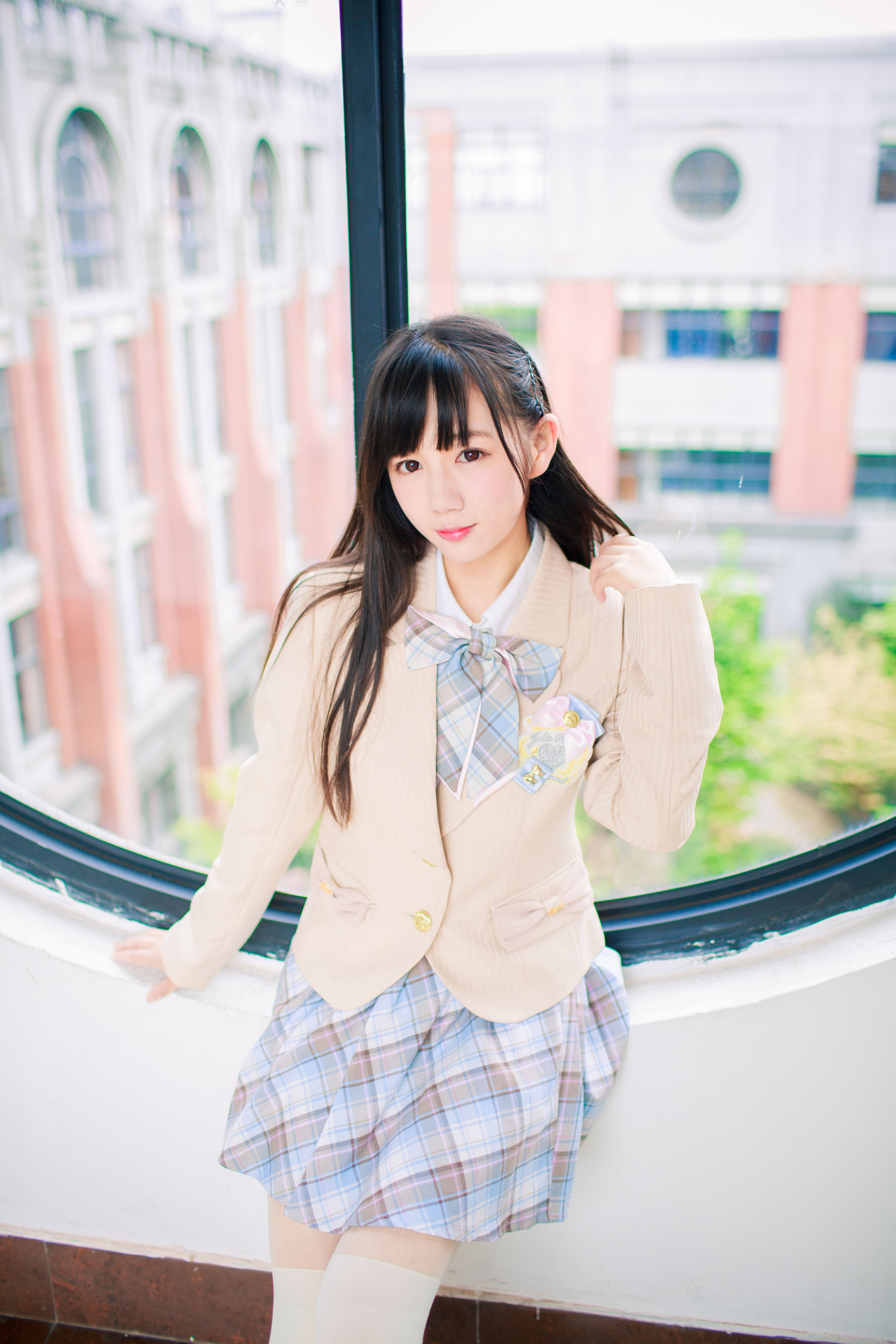 [YiTuYu艺图语] 田子《华政校园》 好看的4K高清无水印纯欲妹子意境唯美写真完整版图集
