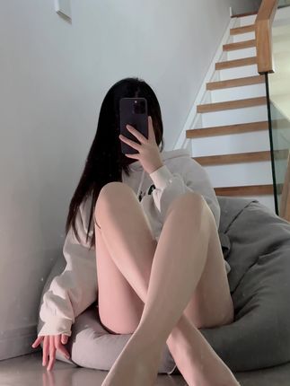 玉帛sama维密高清图片分享，微胖女神风采