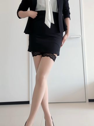 徐绾绾微密圈舞蹈室专辑，高颜值演绎新晋网红的魅力