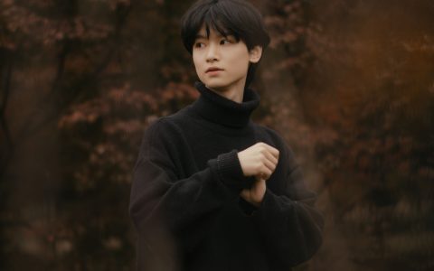 阿末《秋语》 – YiTuYu艺图语