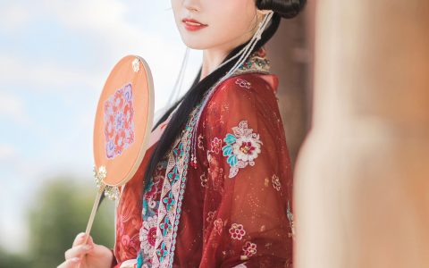 爱隔山海模特 古风 美人写真 – YiTuYu艺图语