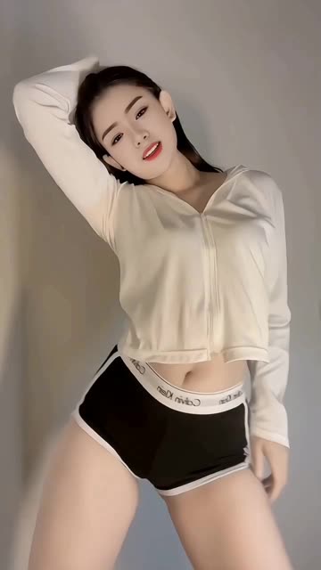 苏烟老师至尊版微博视频，从订制到经典的全过程
