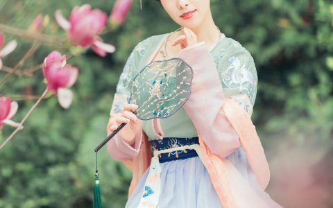 茶茶《芳尘》 – YiTuYu艺图语