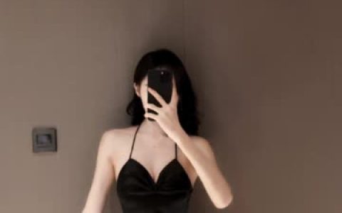 麻利亚辣一字马背后的柔韧训练揭秘，微密圈中的完美柔韧度