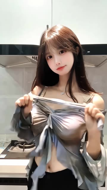 抖音银蛇大人精选合集，她的魅力何在？
