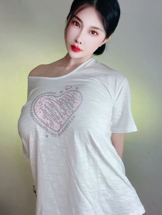 白妖妖抖音号全解析，她的舞蹈视频为何刷爆网络？