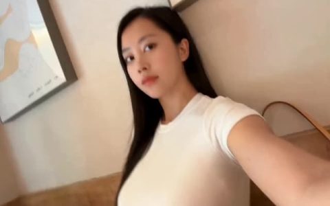 张贺玉国产网红女神的崛起，微博推特上的风靡人物