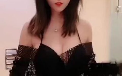 一个小球球定制舞蹈下载教程,如何获取她的专属定制舞蹈?