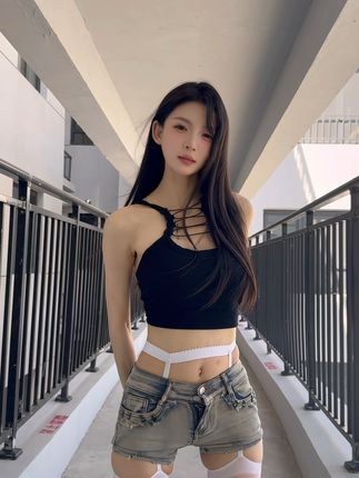 一只树懒直播录屏合集，她的高能跳舞瞬间引发观众热议