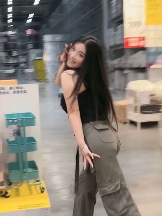 奶雯的圈子到底是什么？真的有那么神秘吗？