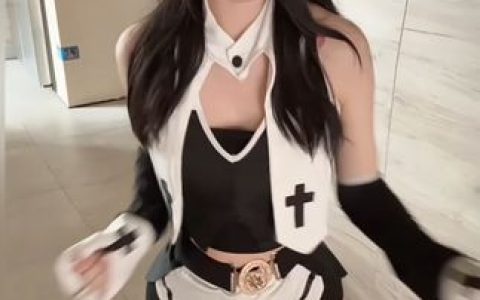 naimi奶咪旗袍,naimi奶咪的旗袍穿搭如何完美展现她的个人魅力?