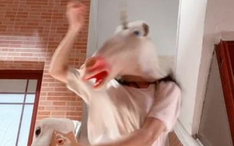 抖音VC微博嘉宾身份揭秘,她的嘉宾内容值得一看吗?