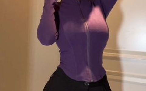 卡通百科老王的成名之路,她是如何吸引大众的?