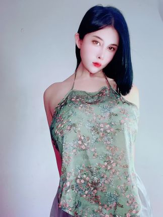 白妖妖抖音号全解析，她的舞蹈视频为何刷爆网络？